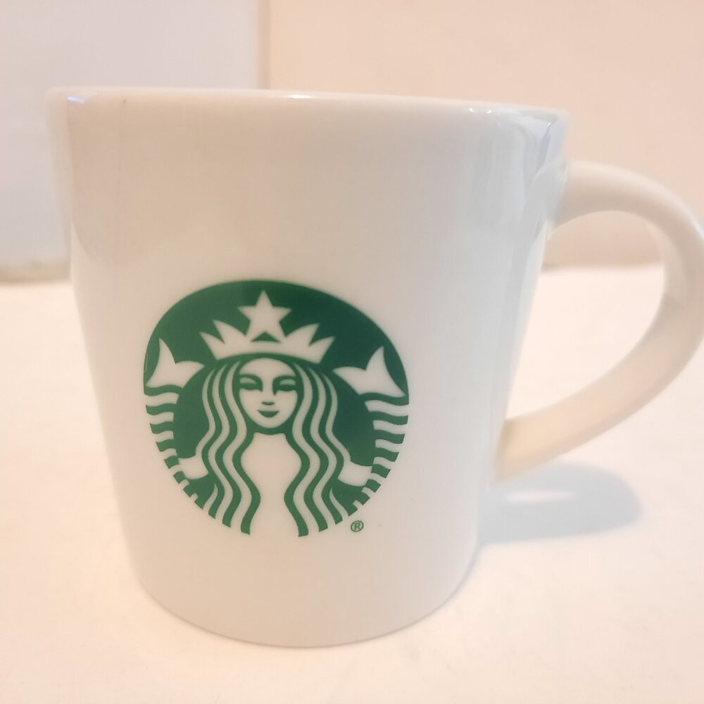 STARBUCKS  Espresso 2015  Mini Mug Coffee Cup 2.4" x 2.2.5"    3 fl oz